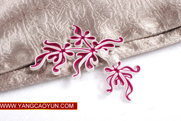 �ֹ������c�C(j��)�����۵�ʮ�c(di��n)��ͬ