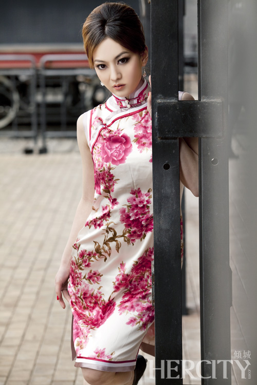 ������ɫӛ��