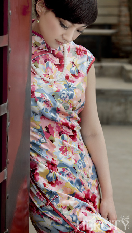 ������Ů˼������ˮ����