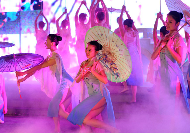 ���f���H���ι�չʾ��������