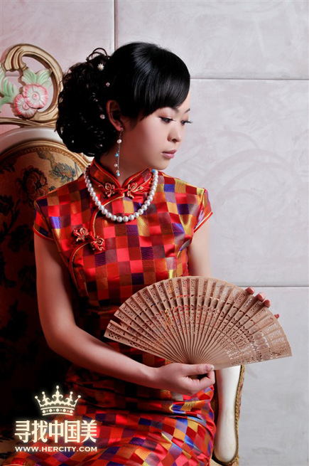 �����Ї���Ʊ��ͻ��4λ�����x��