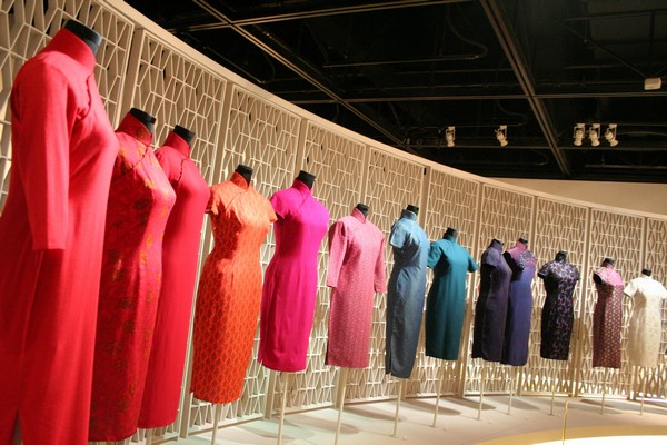 �@������İ����L��