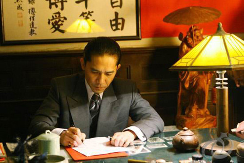 ����Ů���c���Ϻ��󷿵Ĺ���