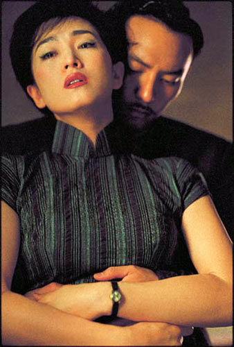 ����Ů���c���Ϻ��󷿵Ĺ���