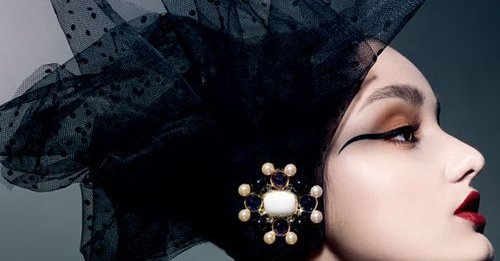 ����Ħ�Ǐ͹żt��Ů���y