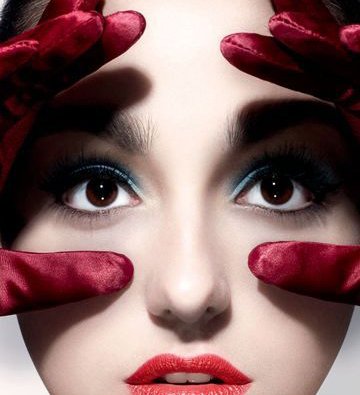 ����Ħ�Ǐ͹żt��Ů���y