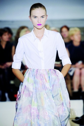 ���\ɫ���b�ȕr���ִ�