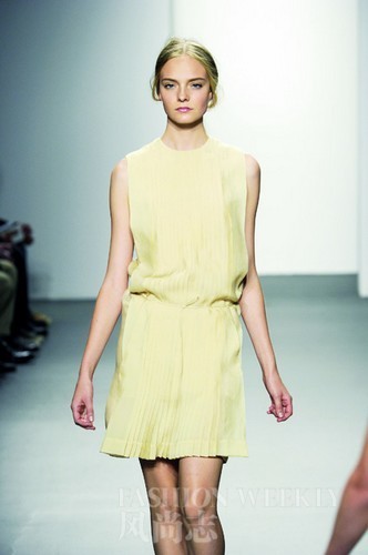 ���\ɫ���b�ȕr���ִ�