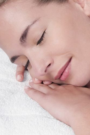 美白新標準:通透+水潤+健康