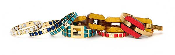 �����C߀�ǌ����C��ײɫ�����ͣ�