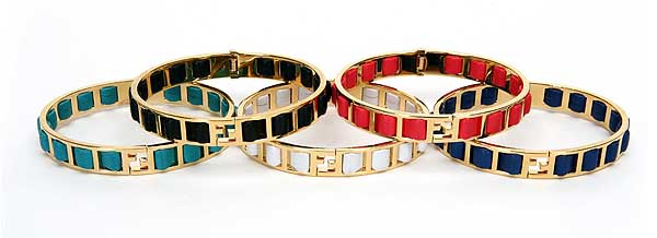 �����C߀�ǌ����C��ײɫ�����ͣ�