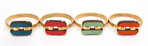 �����C߀�ǌ����C��ײɫ�����ͣ�