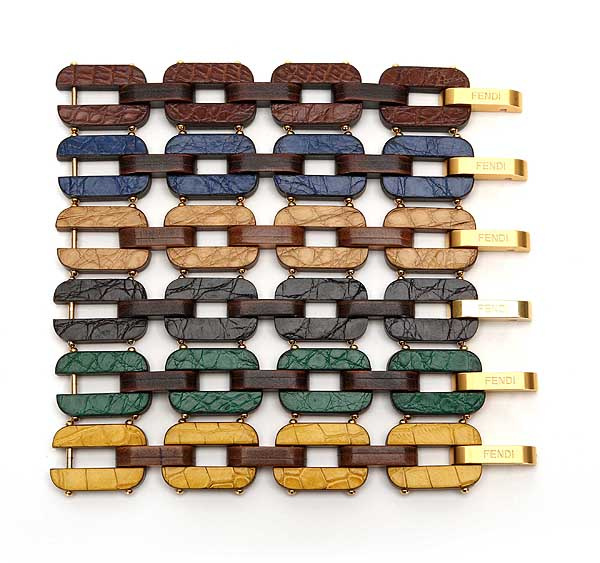 �����C߀�ǌ����C��ײɫ�����ͣ�