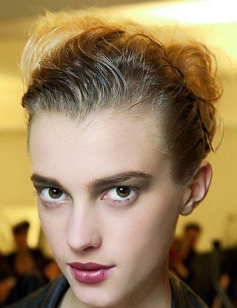 短發風席卷 彩妝最當季面孔