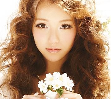 浪漫夏日 締造淡淡清新妝容