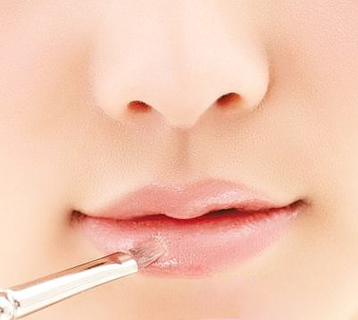 浪漫夏日 締造淡淡清新妝容