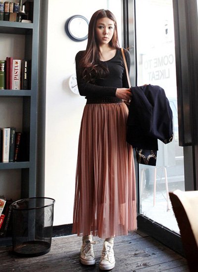 雪紡長裙風靡夏季 打造時尚復古OL風