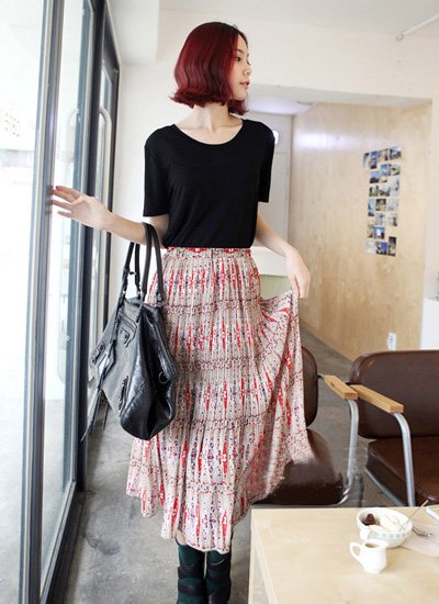 雪紡長裙風靡夏季 打造時尚復古OL風