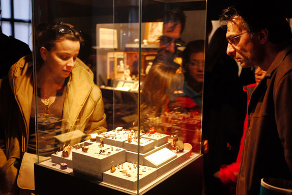 ׌���d�^����еĳ�����΢�s��(sh��)��