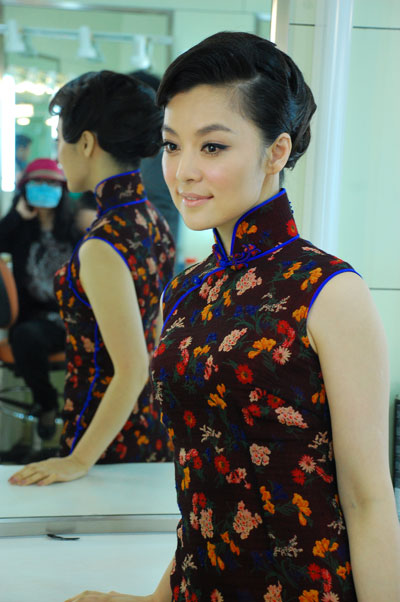 ������A�顷�٬F���Ϻ��L�� �����b�@�Gȫ��