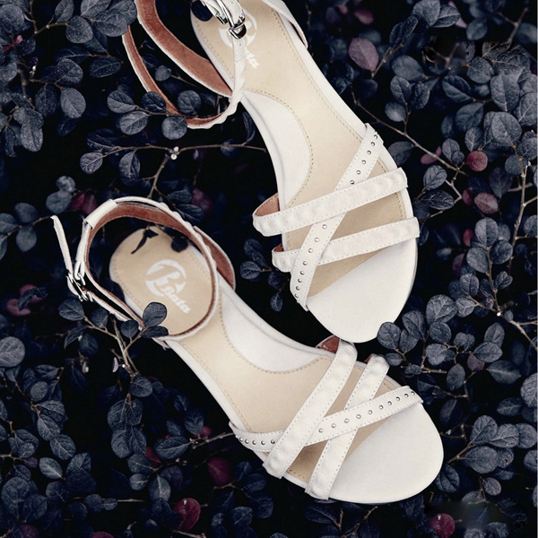 Bata2011�ļ���Ʒ�����s�L���u