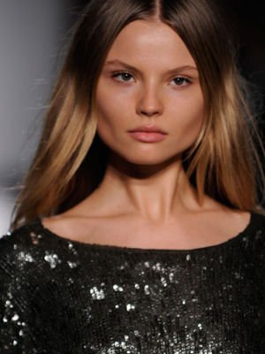 ˮ��(r��n)�Ȼ� ����10��(g��)�ԸЊy��