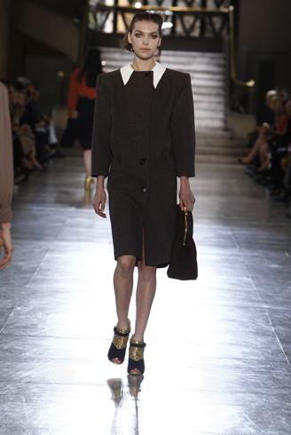 Miu Miu 2011�����{(di��o)�ď�(f��)�����Aϵ��Ů�b