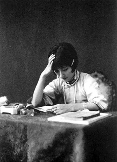 �С���c���s ���Gñ�ӵ������Ƿ�ֵ��ͬ��