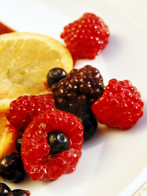 常吃4種黑色水果 抗老有奇效