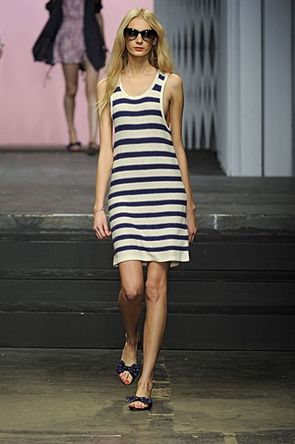 2011��������ϵ�70����ό�݋