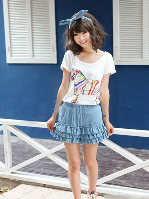 美麗短裙讓你身高增長(zhǎng)立顯身長(zhǎng)