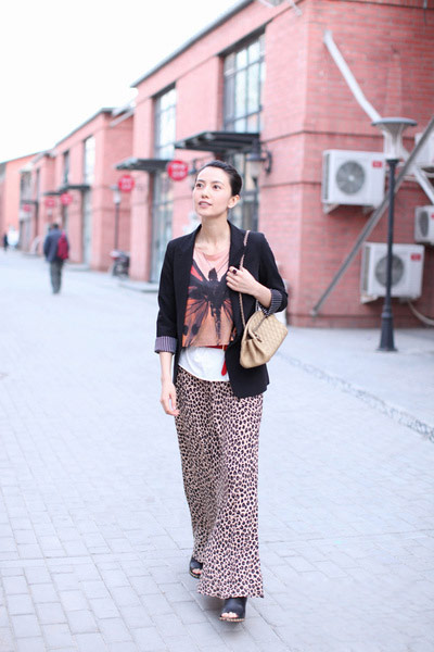 �߈A�A�H��������[�p���L��