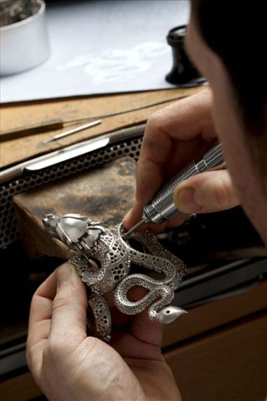 ���؁�����δ��֪�Ե��錚�Q��