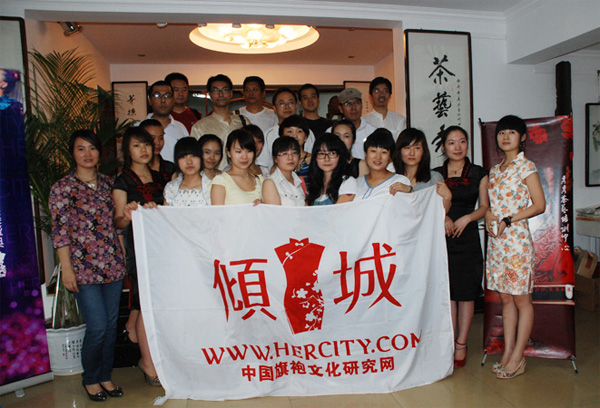 �A�ǾW�����W�Ѳ�Ԓ���A�M�ɹ�