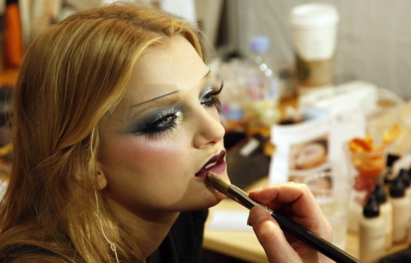 ���10��Ӌ(j��) ׌����đ���泯��