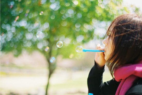 ��ɫ���������T��΢����ָ���V�f����