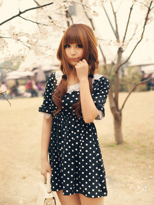 嬌小女生甜美搭 短裙制勝法