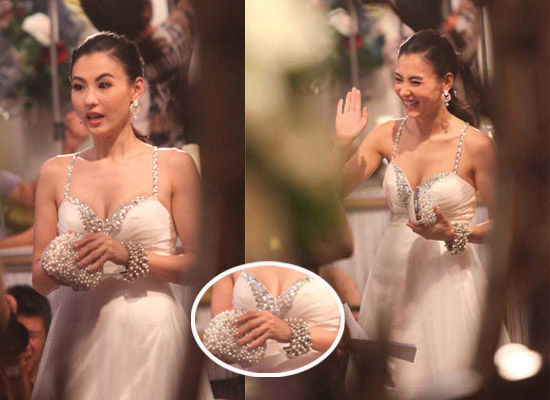 ������Ů�S���T�� �����������λ