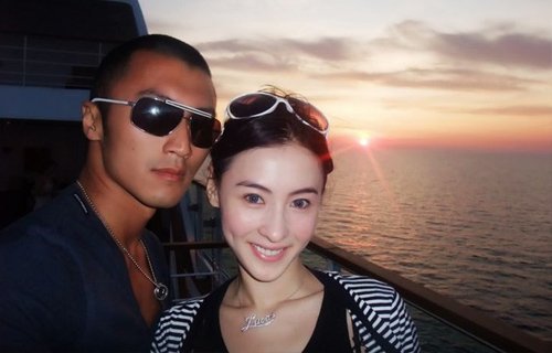 ����֥���@��(g��)Ů�˺ܡ����顱