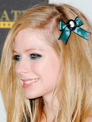 “飾”在必行 今夏最潮6款發飾搭配