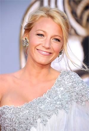 �pŮ��Blake Lively��ۡ������錚��