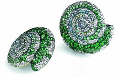 ���غ���֮�� �{�Gɫϵ�����L��Ʒ�錚