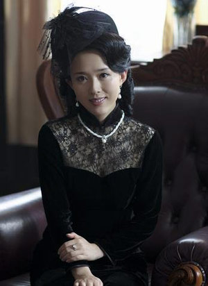 ����ɫ���Ρ������׃��������Ů���ϡ�