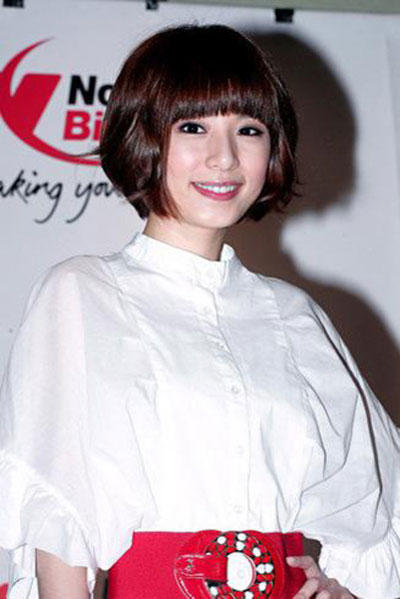 �������w�������f 