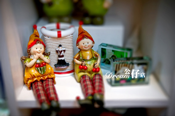 ���ɐ۵Ĺ��� �ഺ�m��ͯ��q��