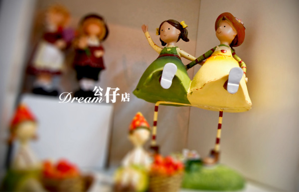 ���ɐ۵Ĺ��� �ഺ�m��ͯ��q��