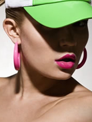 4���������д�ɫ ������������y��