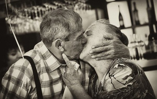 �����⣺�������ĔzӰ�DƬ