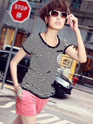 6款撞色衫輕松搭出明星范兒