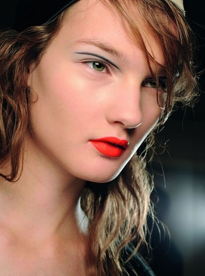 ������ʾ���p�۾�����Ҳ���ԇ��